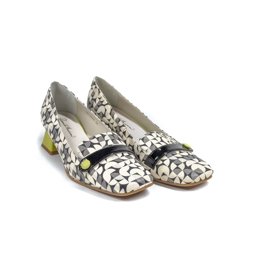 Daniele Ancarani Womens Geometric Print Block Heel Loafers Sz 38 | Black White
